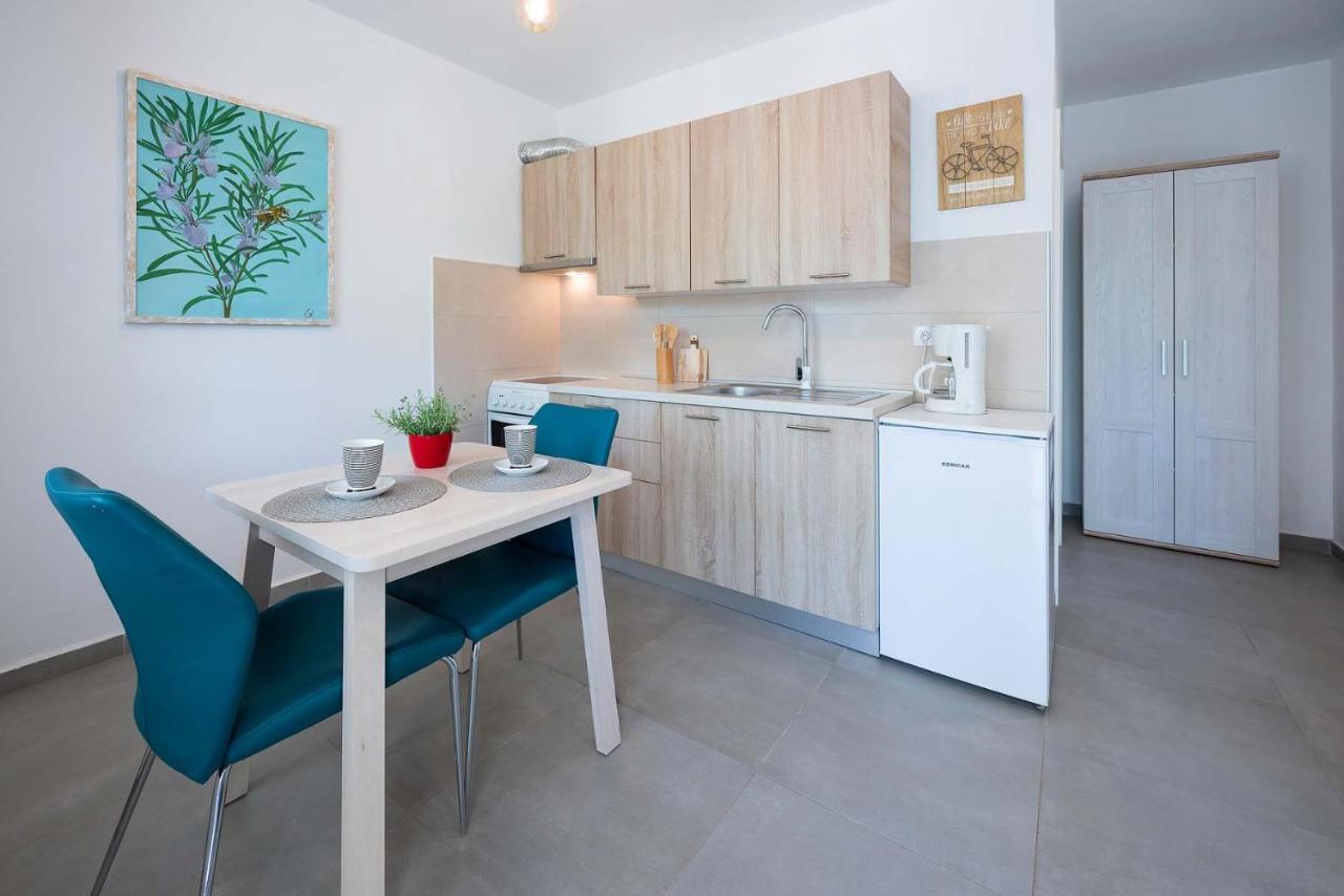 Apartments Pimpinella 프레멘투라 외부 사진