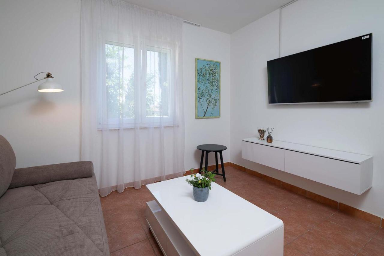 Apartments Pimpinella 프레멘투라 외부 사진