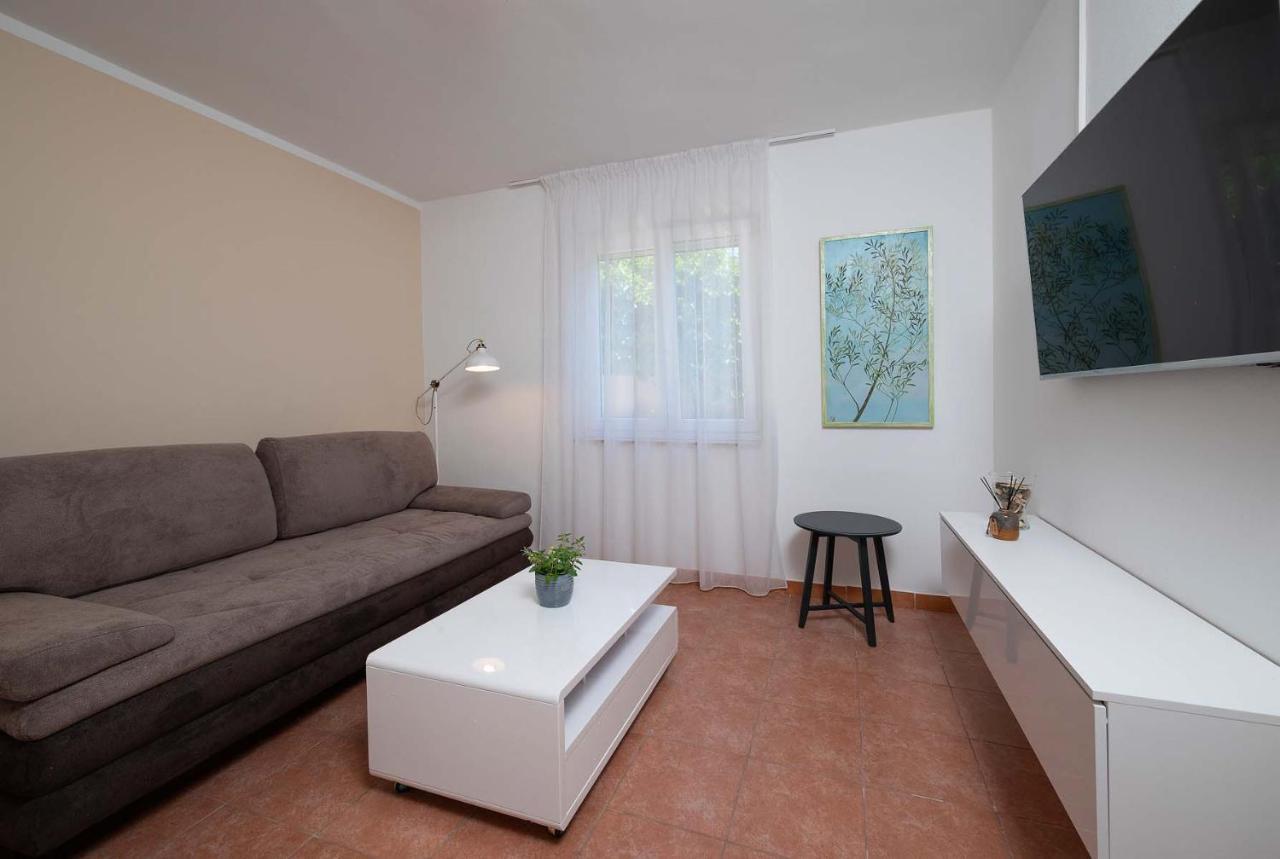 Apartments Pimpinella 프레멘투라 외부 사진